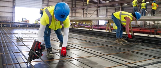 7 Common Construction Delays Contractors Can Avoid by Choosing Precast