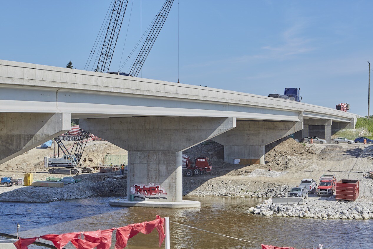 2022_CMC_PS_I_43_Northbound_and_Hampton_Ave_002