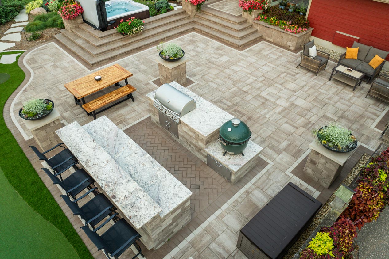 2025_CMC_LS_Grill_Green_Courtyard_5