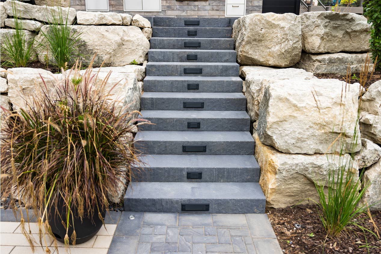 2024_CMC_LS_WI_Lakside_Lounge_4