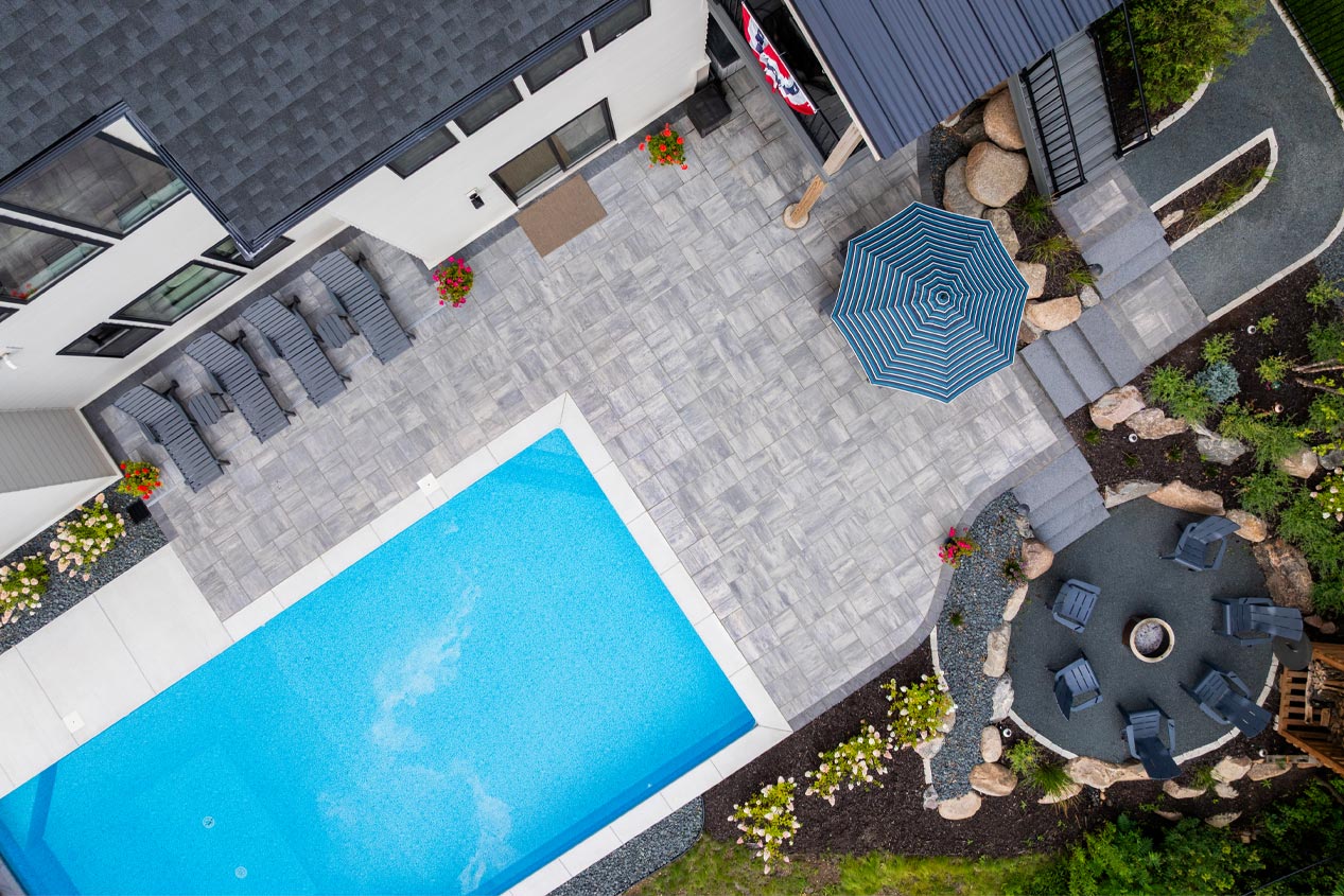 2026_CMC_LS_Poolside_Elegance_Image_7