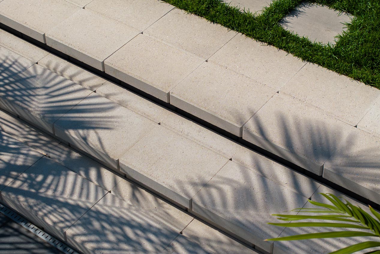 2026_CMC_LS_Poolside_Oasis_Image_2