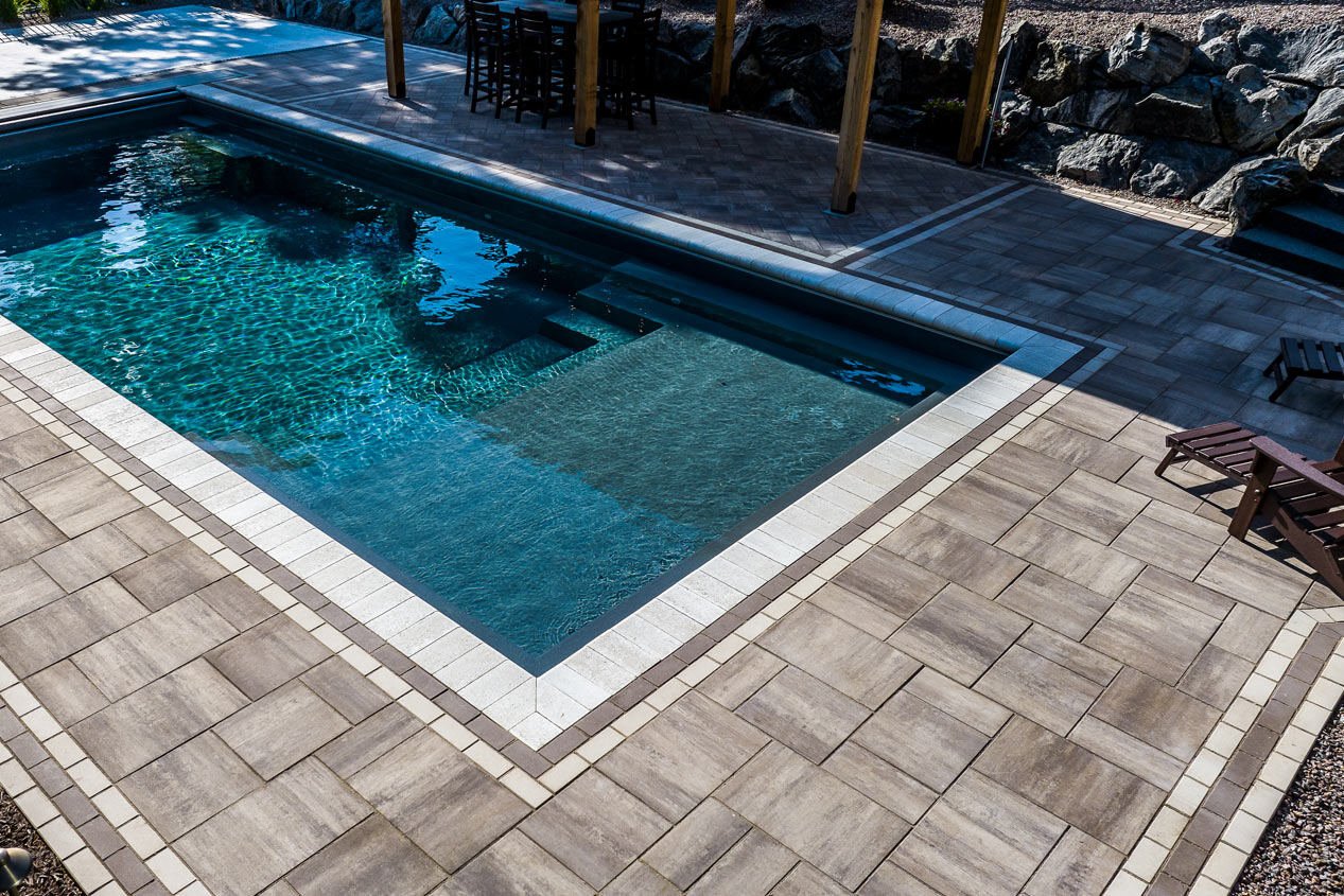 2023_CMC_Landscape_Pavers_Glacier_Patio_Pooldeck_6