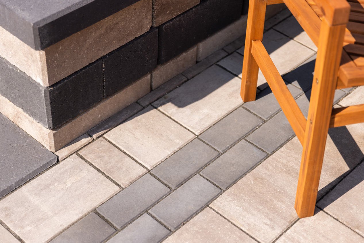 2024_CMC_Landscaping_Elegant_Sun_Deck_3