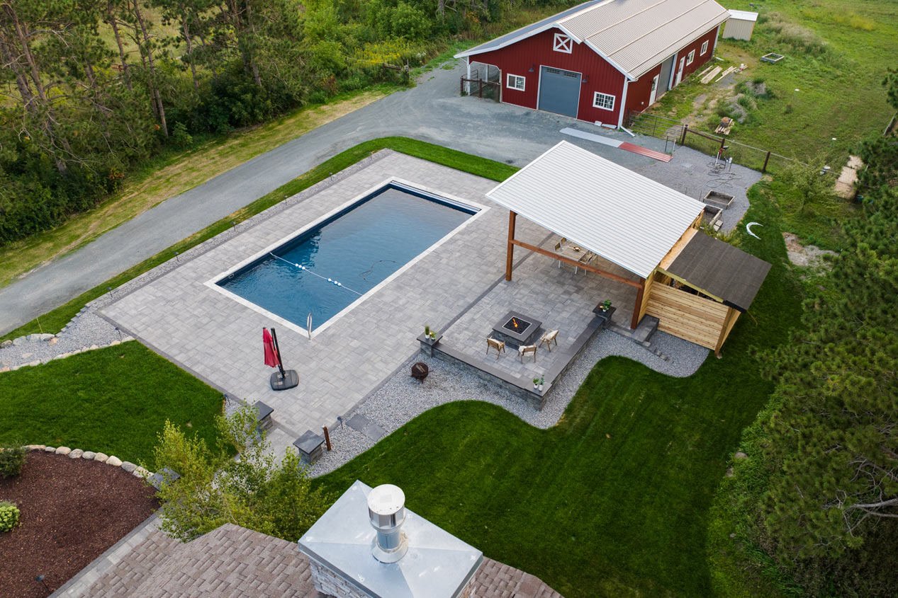 2024_CMC_Landscaping_Pavers_Farmhouse_Pool_deck_4
