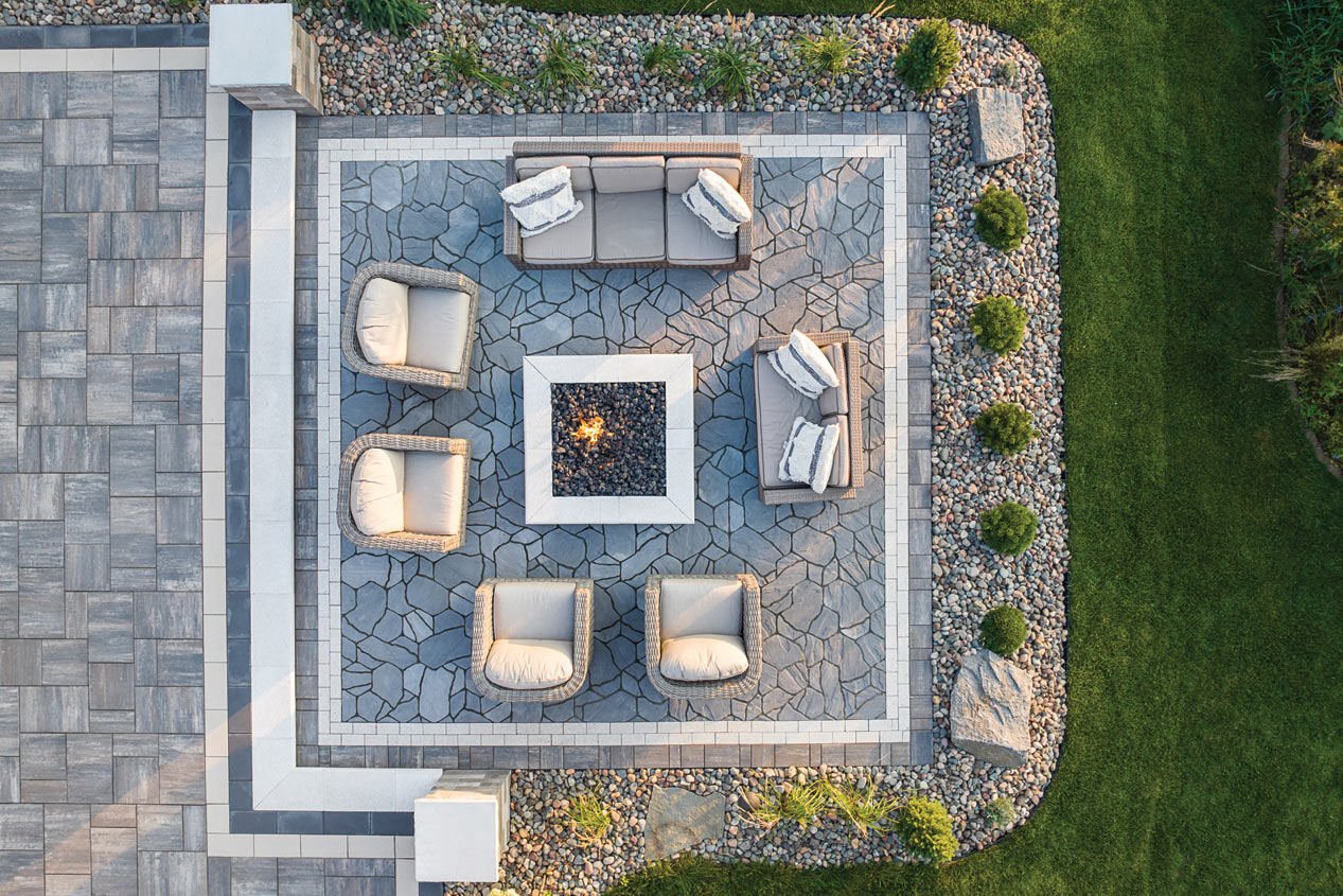 2024_CMC_Landscape_Gallery_Lakefront_Escape_1