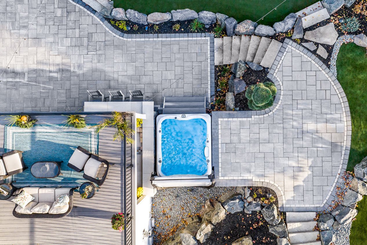 2023_CMC_Landscape_Pavers_Deerbrook_1