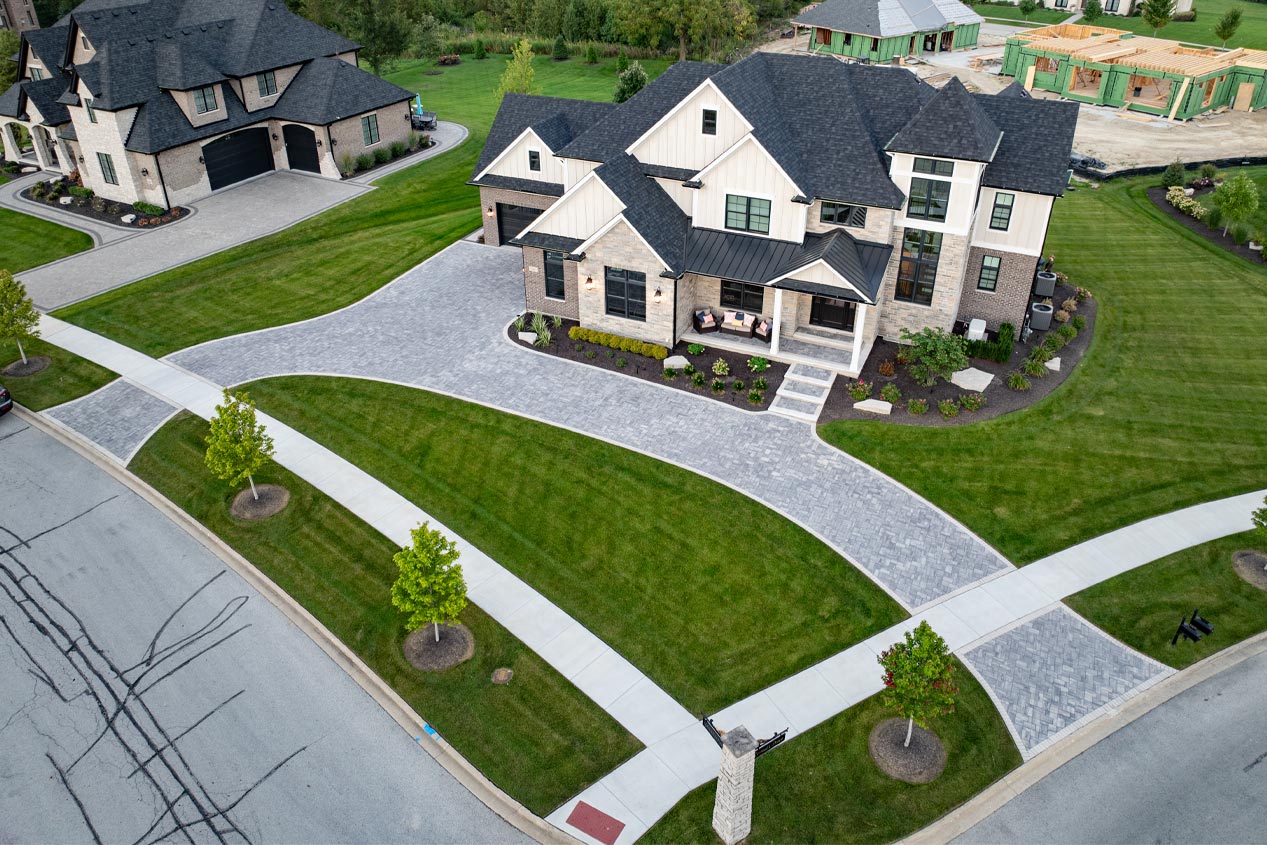 new-2025_CMC_LS_Suburban_Drive_2