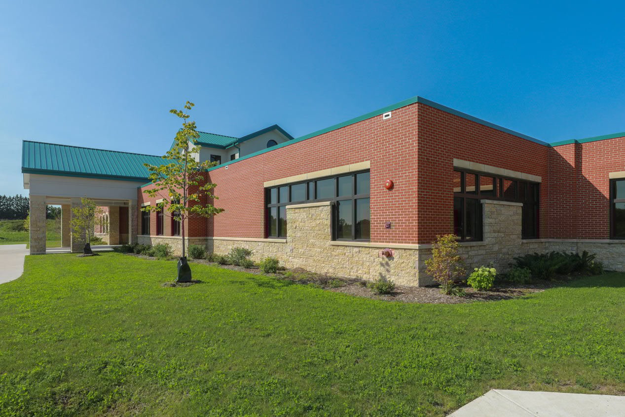 2023_CMC_Landscape_Masonry_Aquinas_Academy_0660