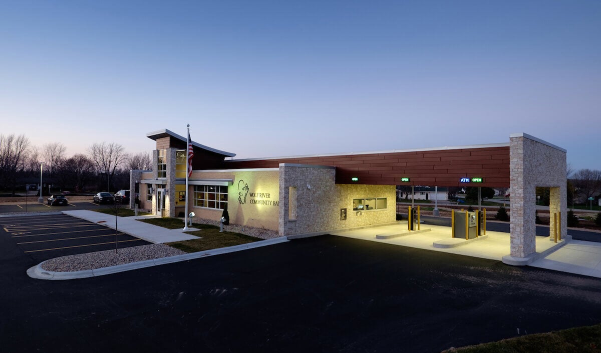 Wolf_River_Community_Bank_3_1142455115