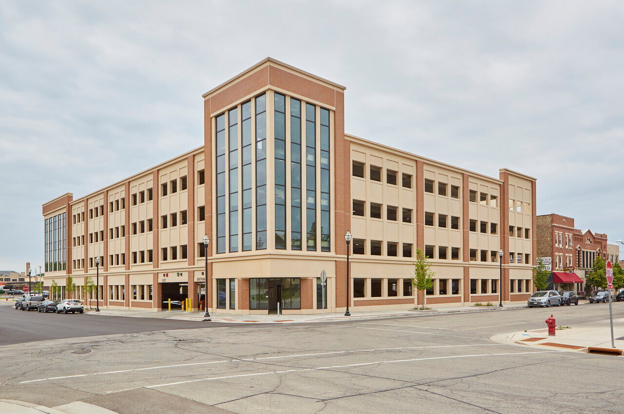 2021_CPL_City_of_Kenosha_Parking_Deck_Structure_001